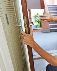 Neighborhood OH Locksmith Store, Dayton, OH 937-398-1529